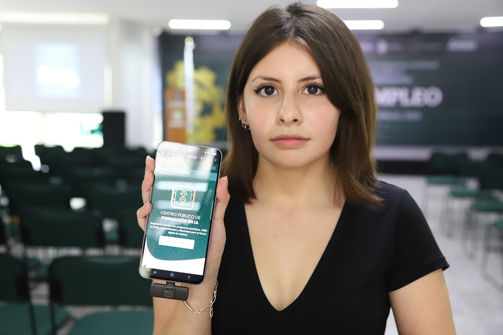 Testimonios de nuestros alumno(a) Ivana Moreno Ángeles